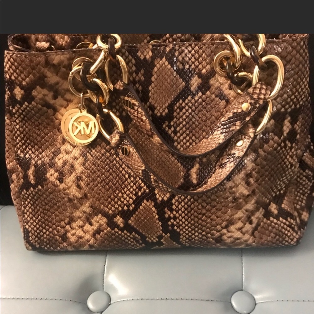 Michael Kors Stachel